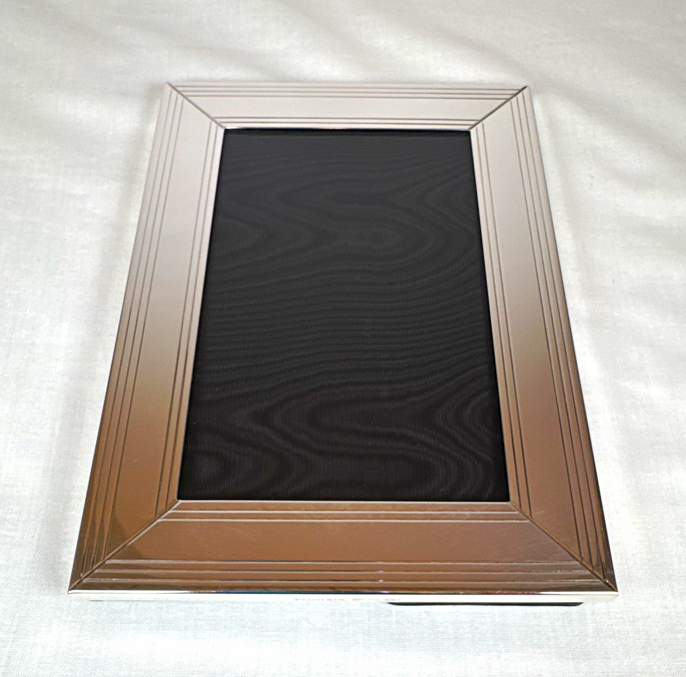 Tiffany & Co. Sterling Silver 5x7 Rectangle Photo Frame Free Standing, Italy