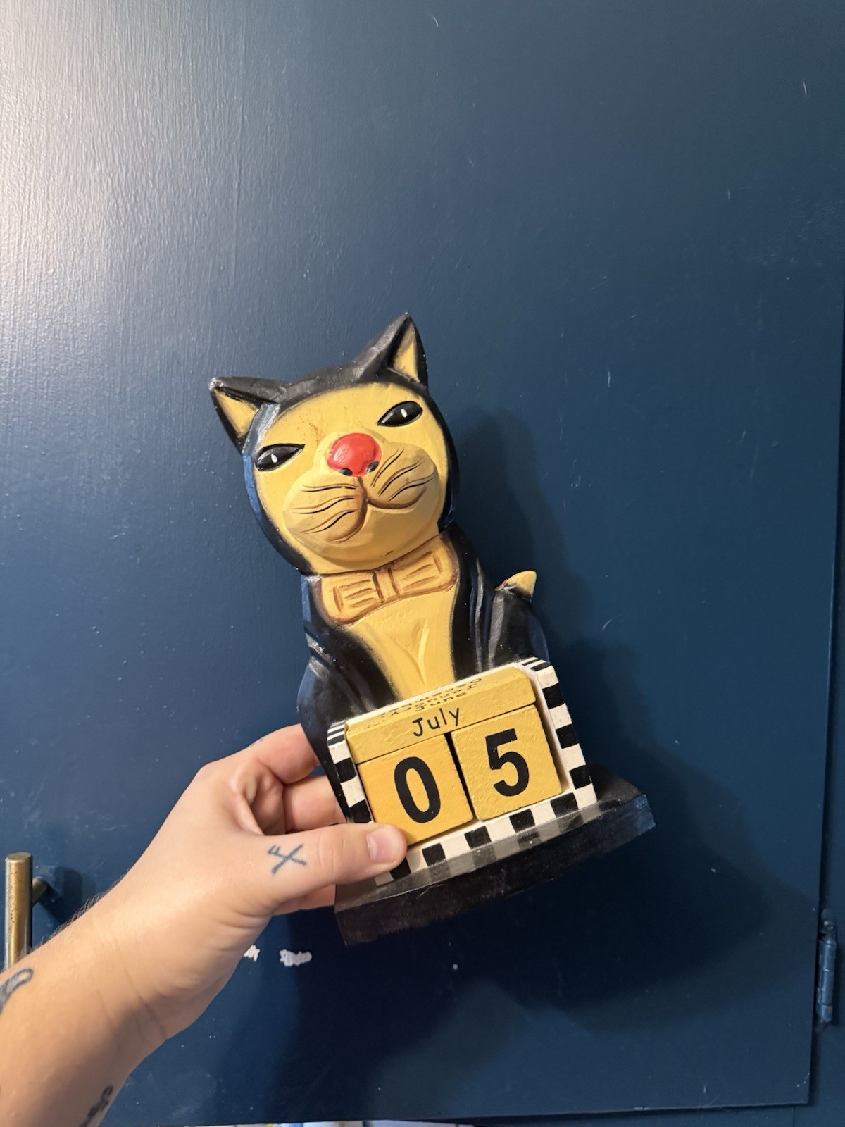 Vintage Wooden Cat Perpetual Calendar