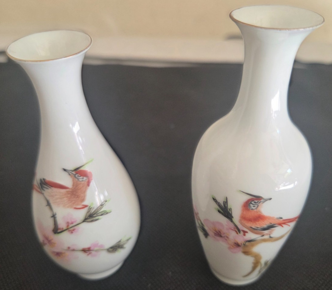 Vintage Pair Jingdezhen Porcelain Miniature Bud Vases Birds & Cherry Blossomset