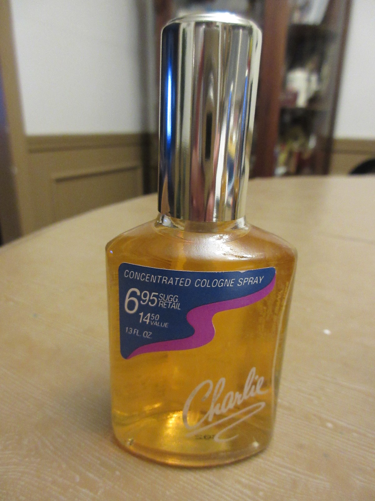 Vintage CHARLIE CONCENTRATED COLOGNE SPRAY 1.3 fl oz with NO Carton (NOS)