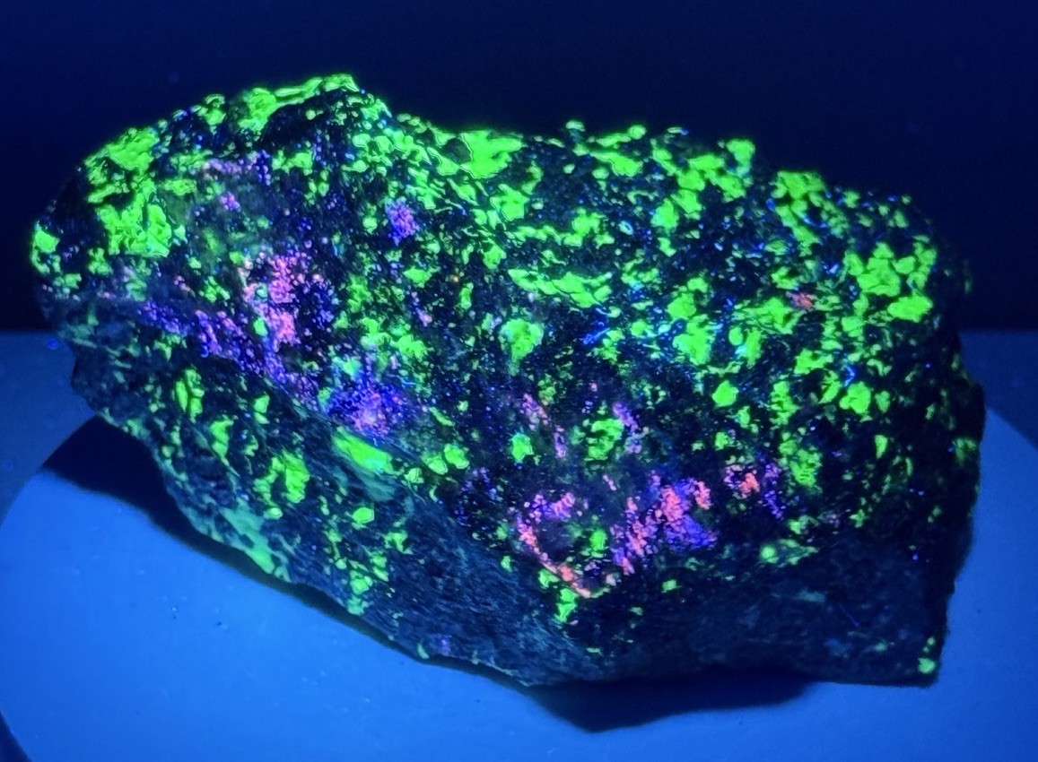 VIVID Willemite, Sphalerite, & Franklinite Fluorescent Mineral Specimen - NJ