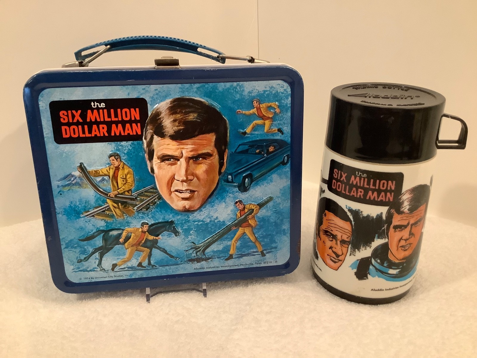 Vintage 1974 Six Million Dollar Man Metal Lunch Box  w/Thermos- Beautiful