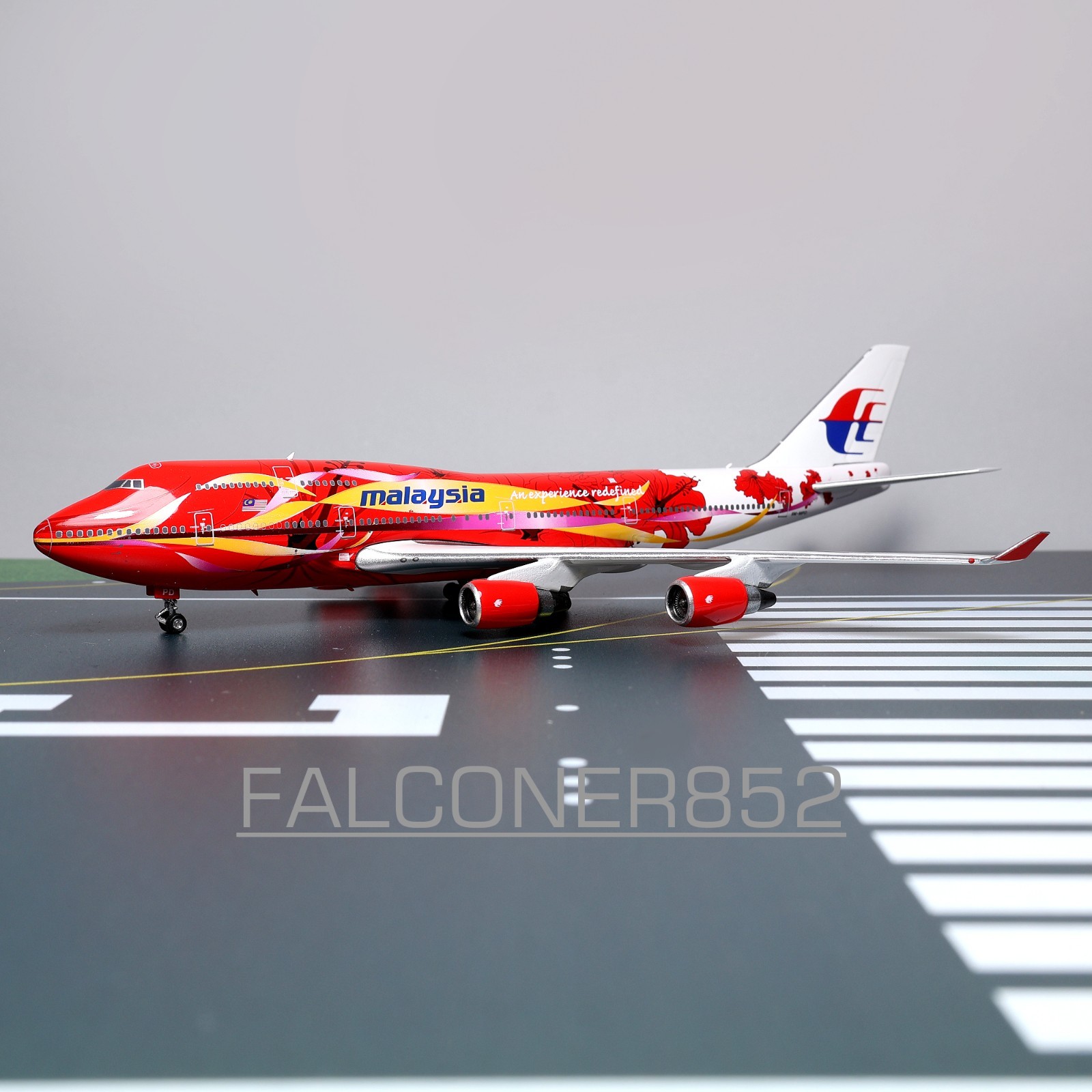 1/400 Phoenix quality Malaysia B747-400 9M-MPD 04403 Diecast Metal Plane