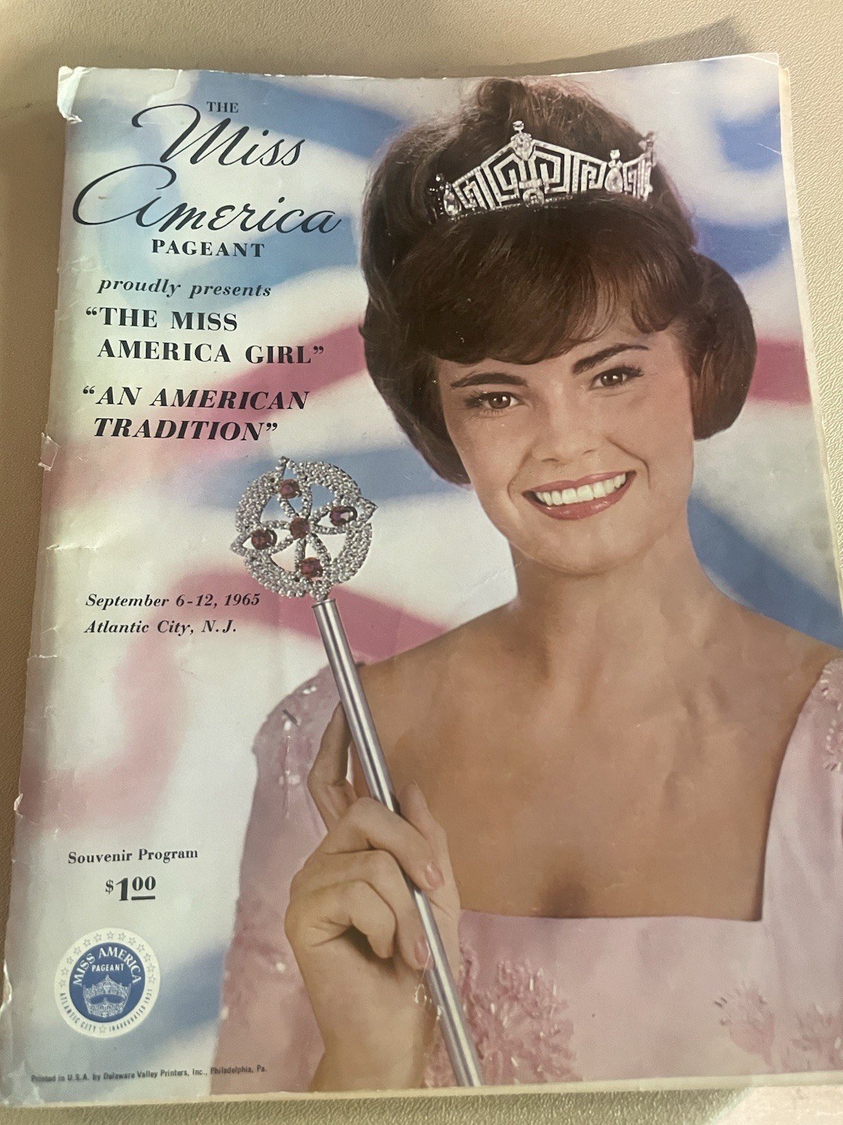 1965 MISS AMERICA Beauty Pageant Program-DEBORAH BRYANT Crowned-RARE FN