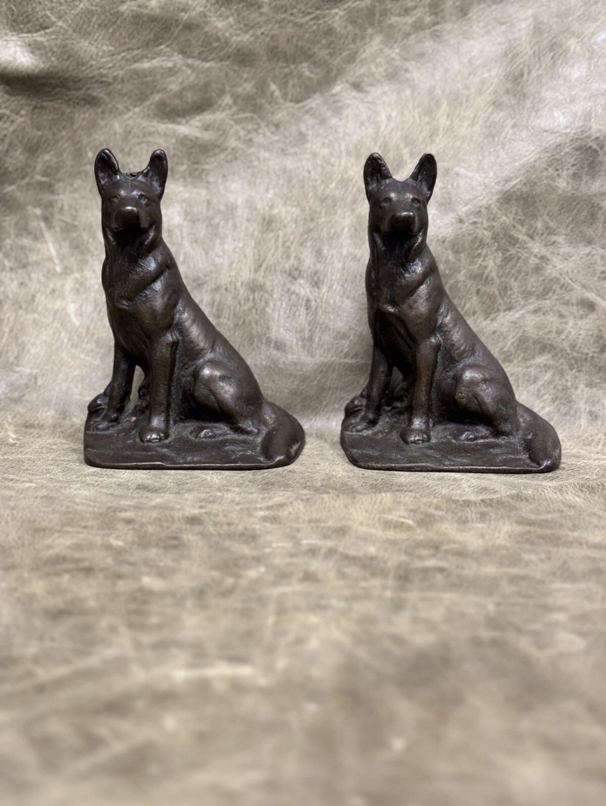 ANTIQUE CAST IRON GERMAN SHEPHERD 