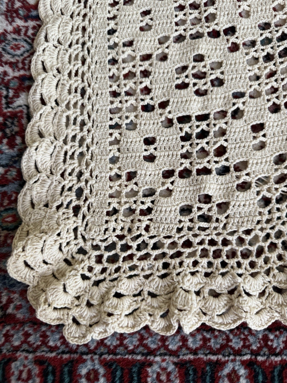 Vtg. Crocheted Coverlet Bedspread Lace Ecru / Natural 100% Cotton 76”L X 70”W