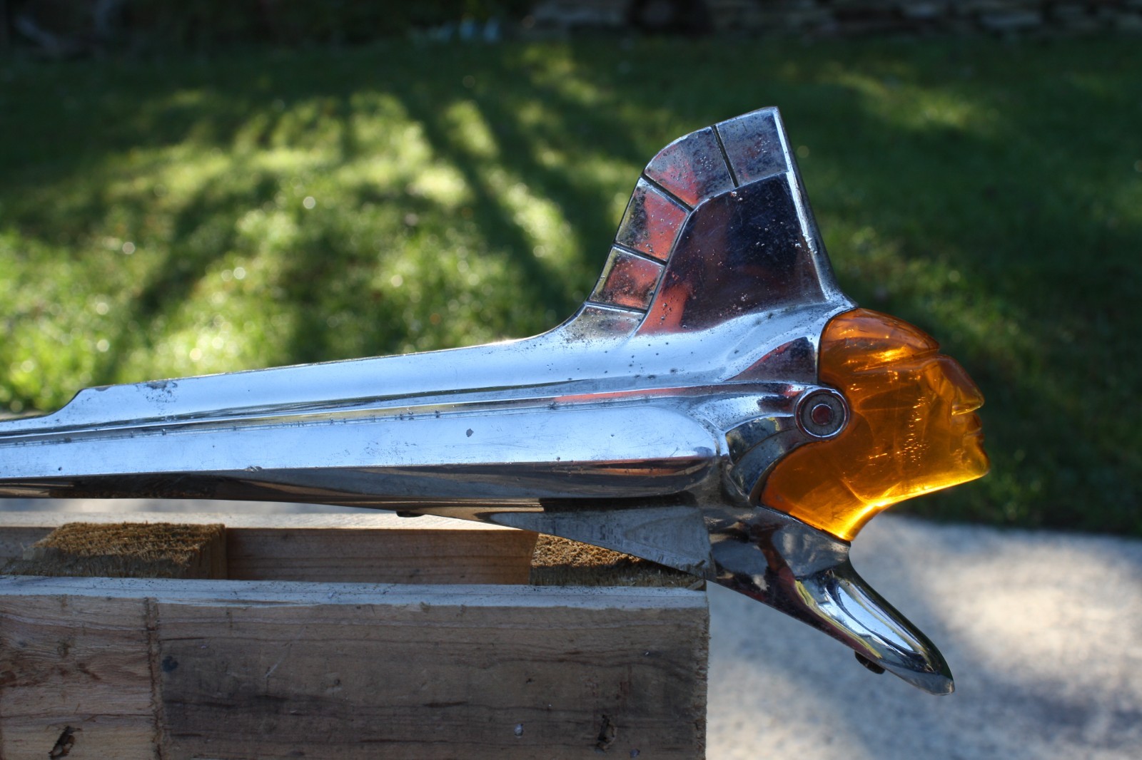 RARE VINTAGE 1950s PONTIAC CHIEFTAIN Hood Ornament 514870 Nice ORIGINAL
