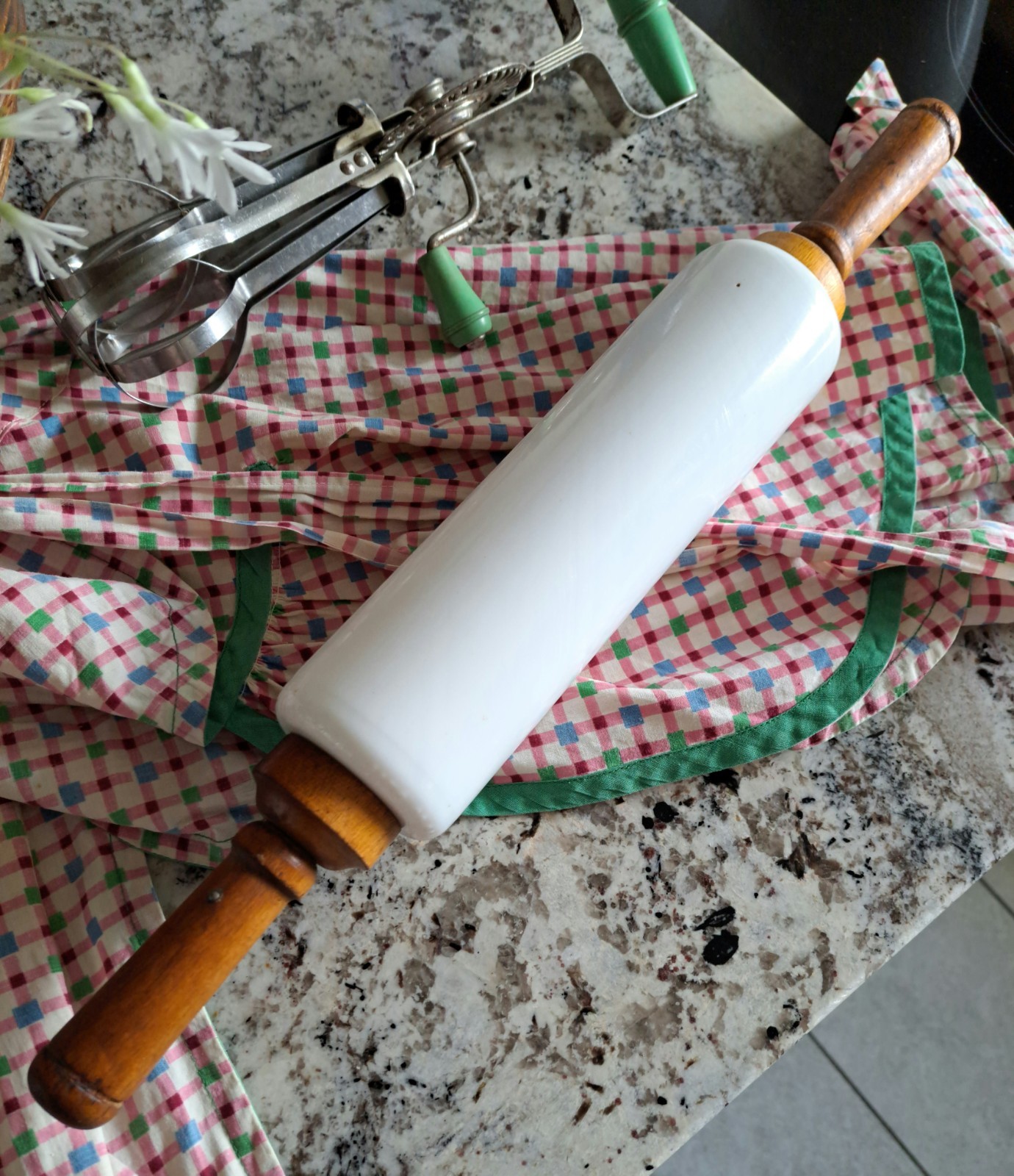 ANT Imperial Milk Glass Rolling Pin VTG 1920s Farmhouse Kitchen Primitive Baking
