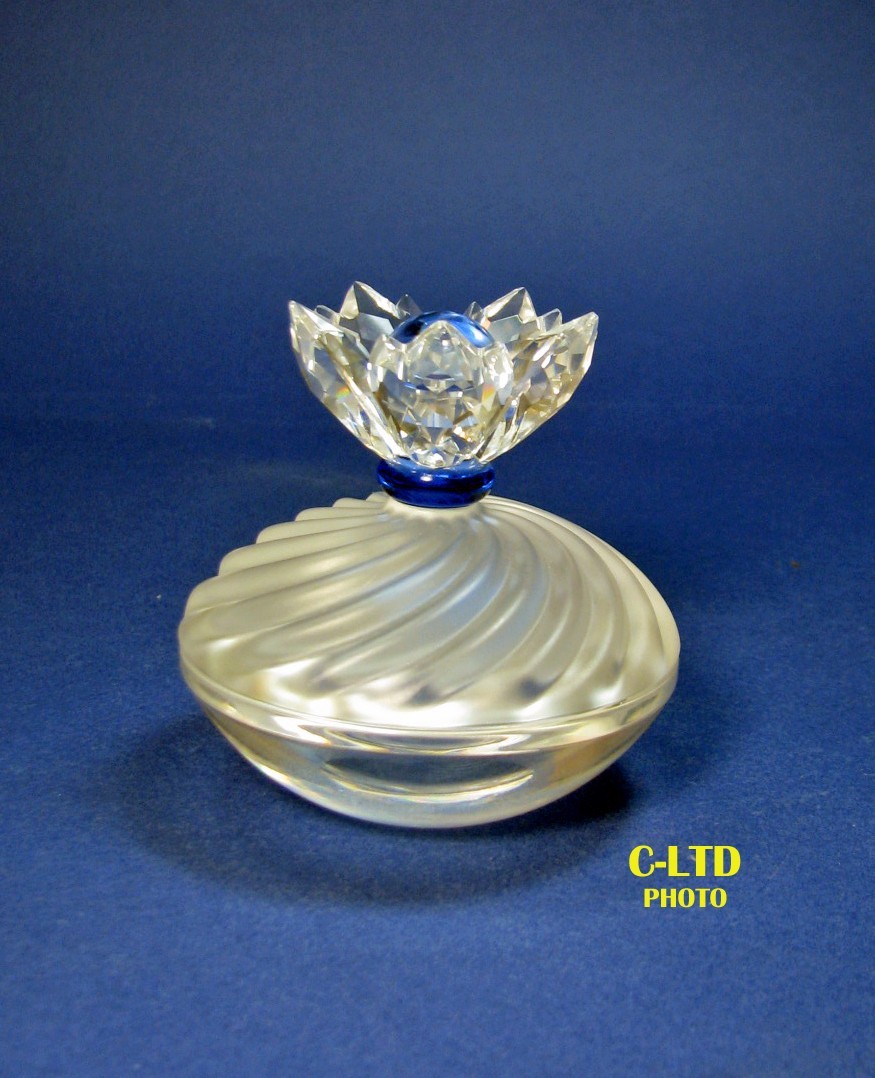 Vintage Swarovski Crystal :  Blue Flower JEWEL BOX  ...  1996 with Box