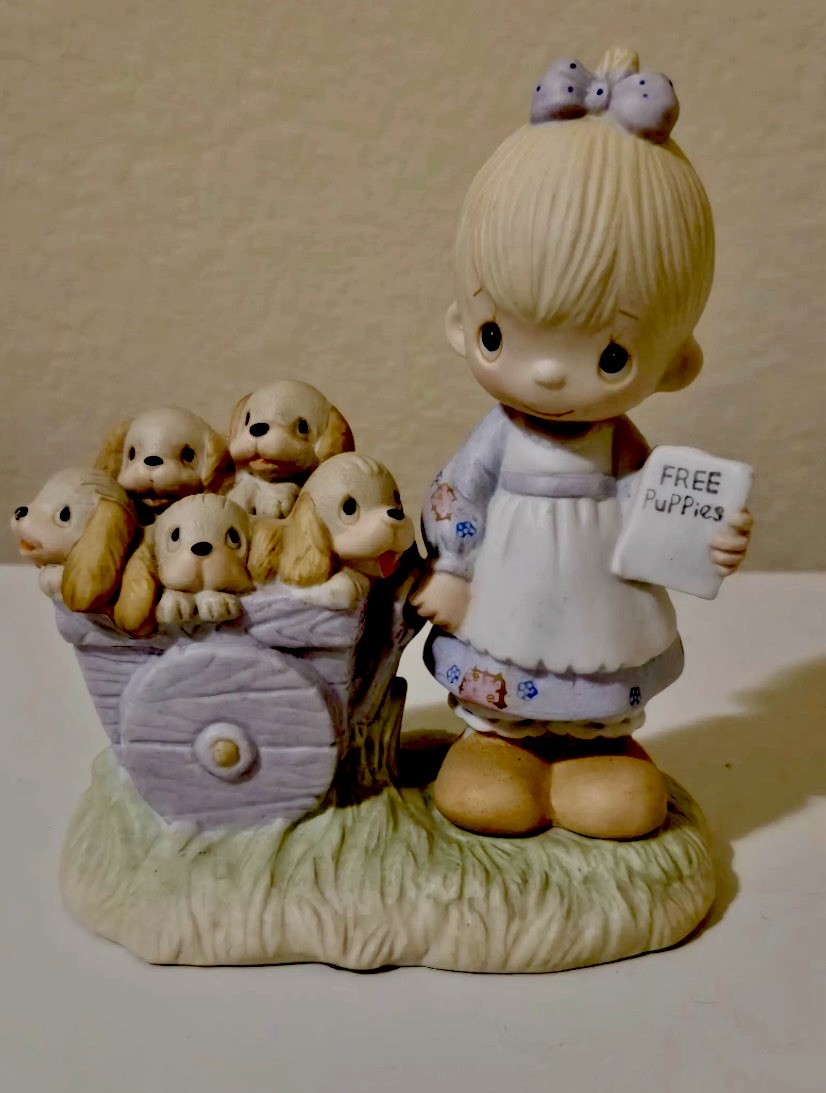 1977 Precious Moments “God Loveth a Cheerful Giver”