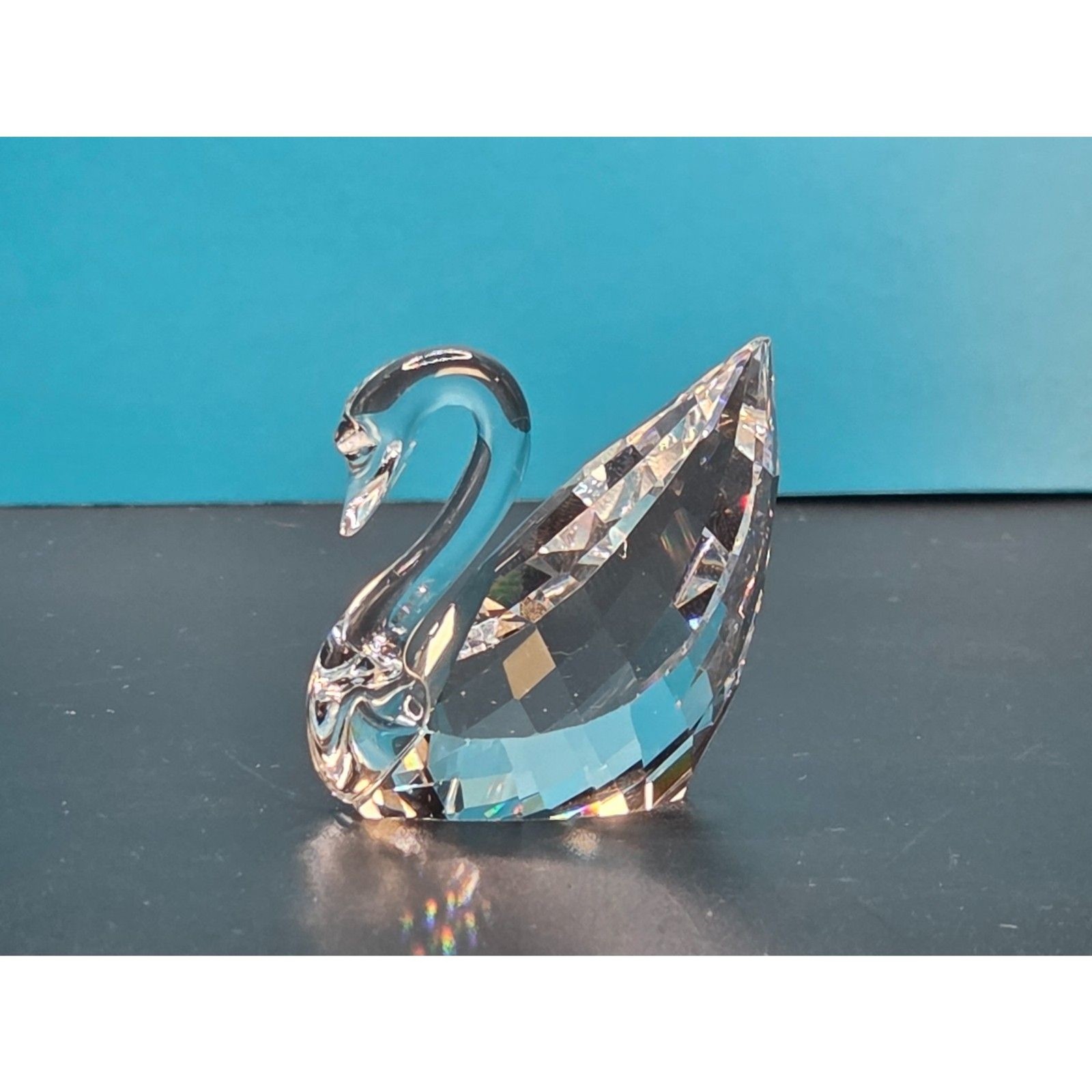Beautiful, faceted Swarovski Crystal Swan Figurine -1.5x1.5 - Dainty, Elegant,