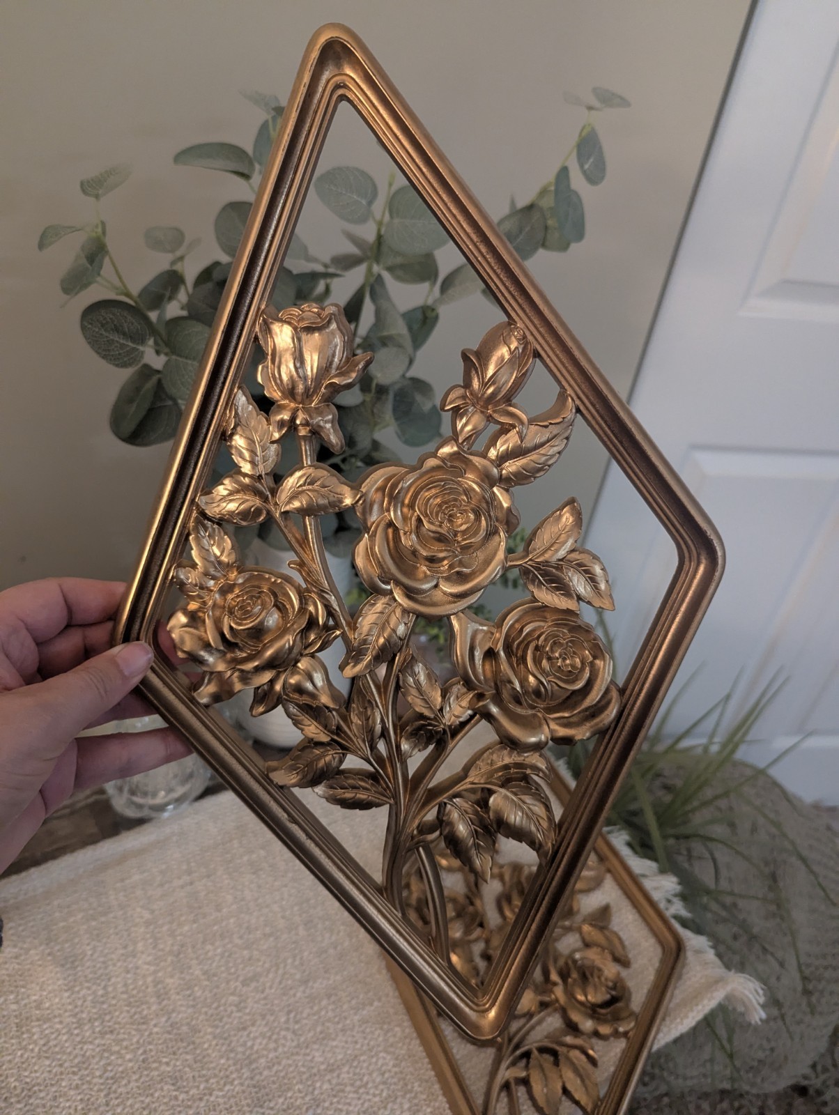 Vintage Syroco Floral Rose Wall Plaques Pair Gold Tone Hollywood Regency