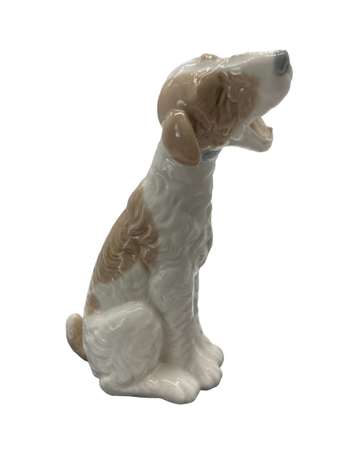 Liadro Nao Dog Figurine, made in Spain, 1978, yawning terrier dog, white/tan