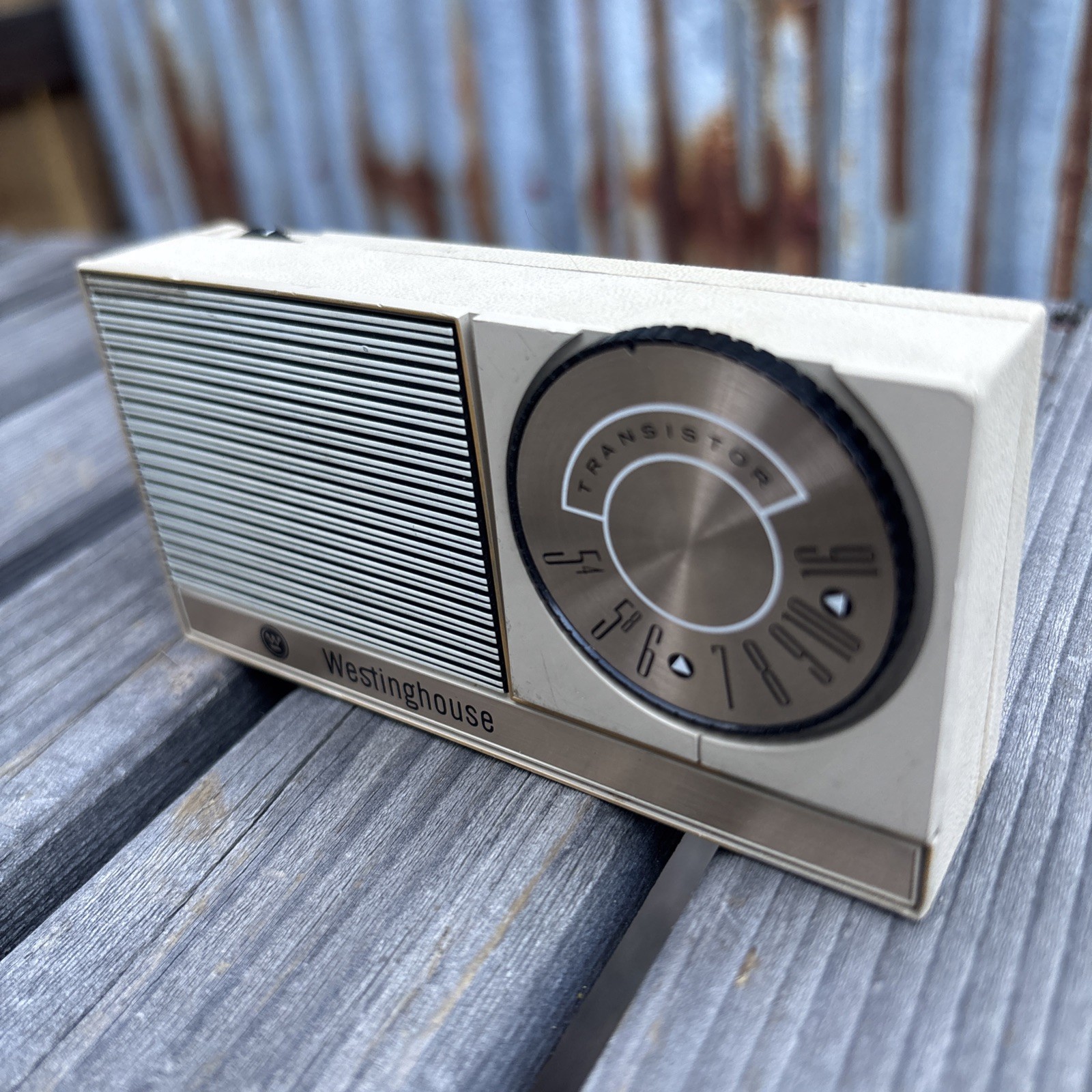 WESTINGHOUSE H-841P6 Transistor Radio - Nice Shape And Works