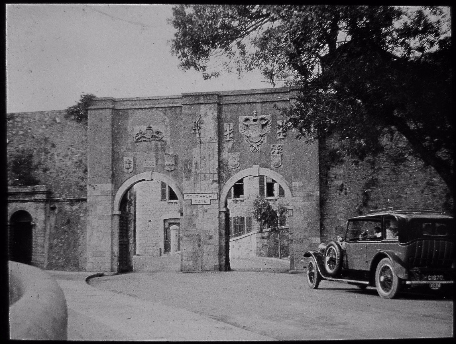 VINTAGE Magic Lantern Slide SOUTHPORT GATE GIBRALTAR C1930 PHOTO CAR 