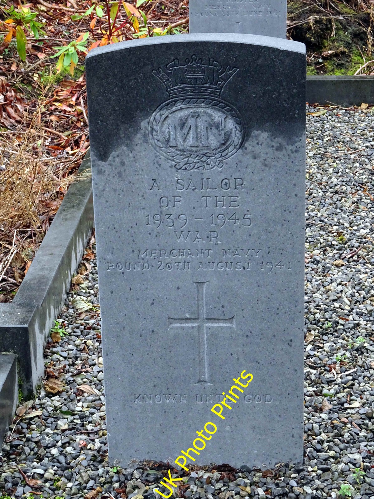Photo 6x4 The CWGC grave of an unknown Merchant Seaman Achill In the grav c2016