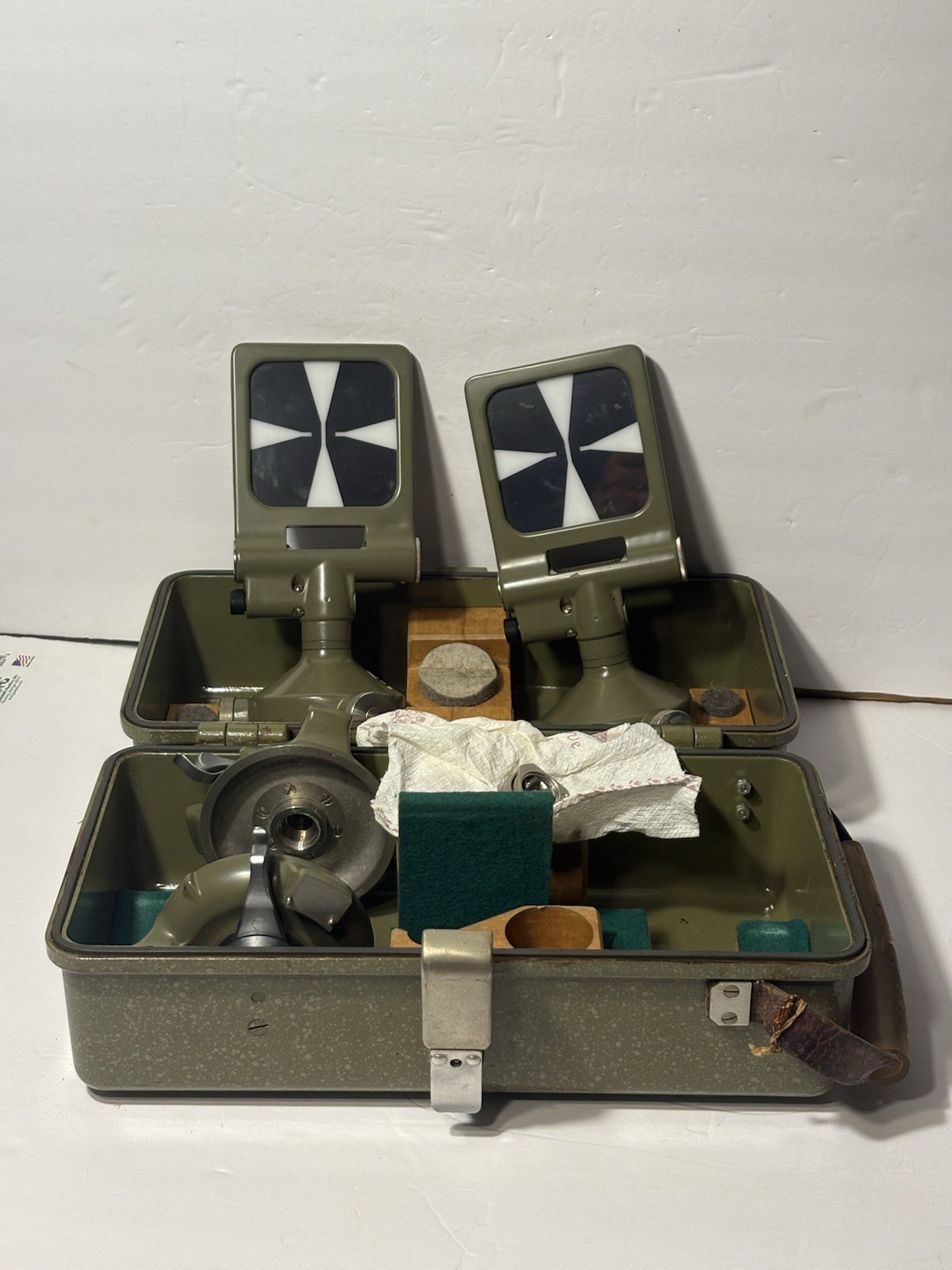 Vintage Kern Switzerland Surveying 2 Target Set W/ Metal Case