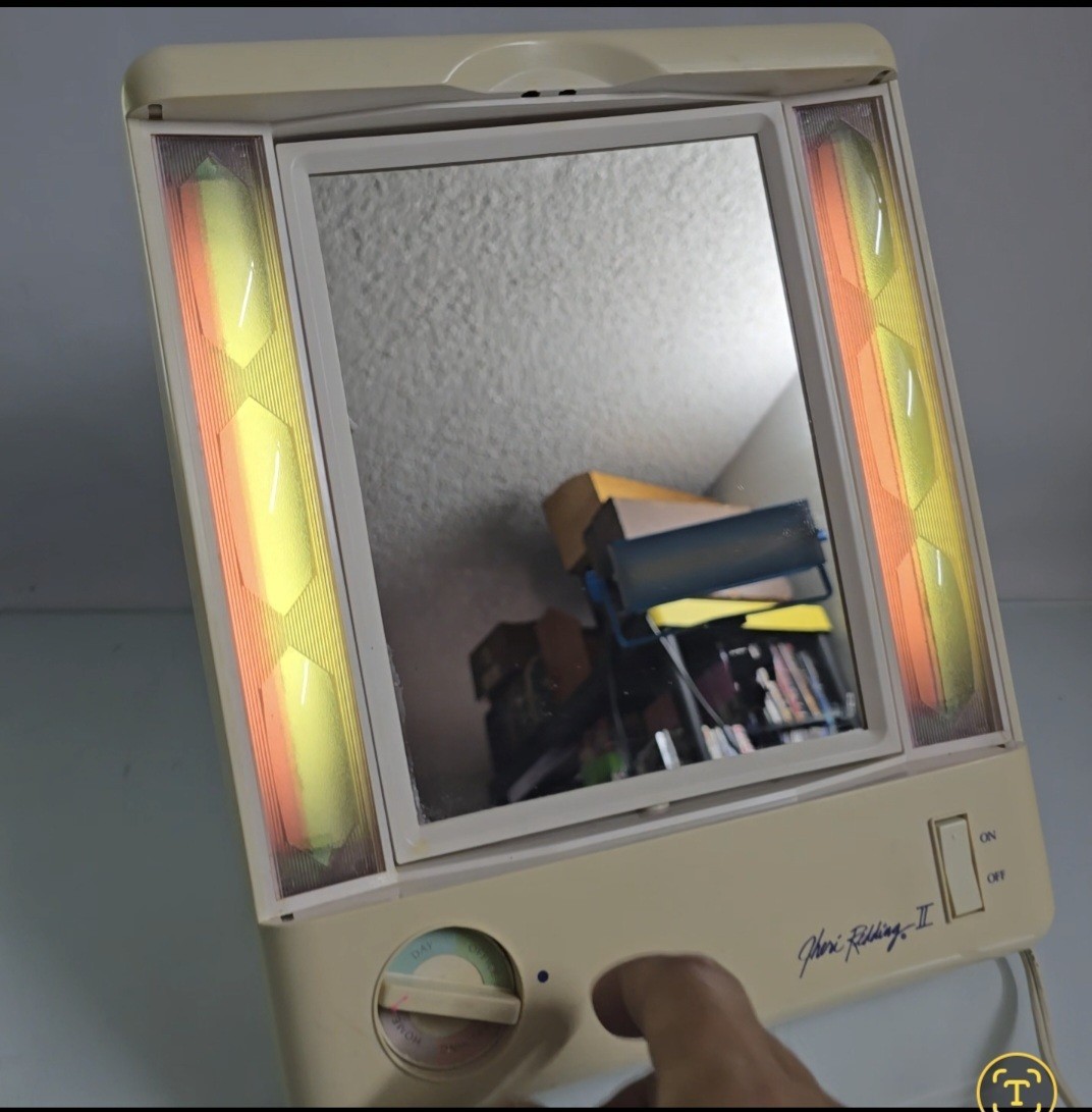 Jheri Redding II Lighted Vanity Makeup Mirror JRK0743 Adjustable Lighted Portabl