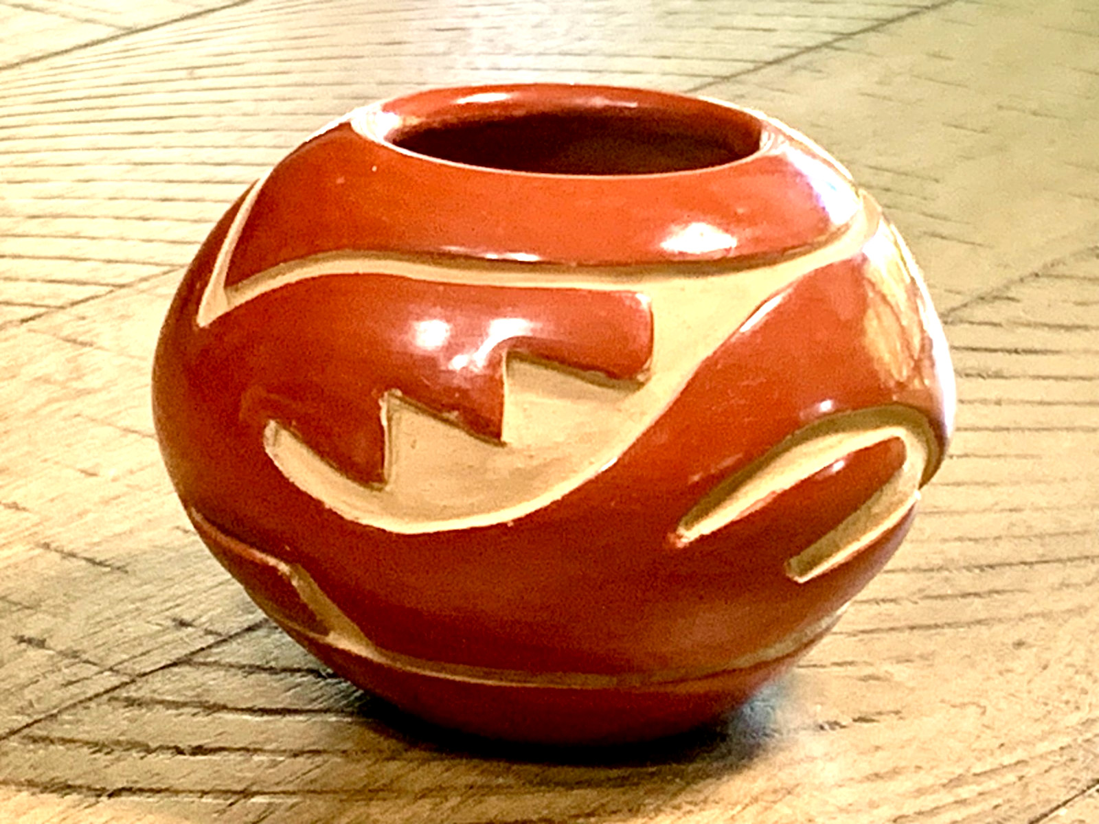 Signed Vintage 90s Denise Chavarria Santa Clara Pueblo Redware Pottery Bowl