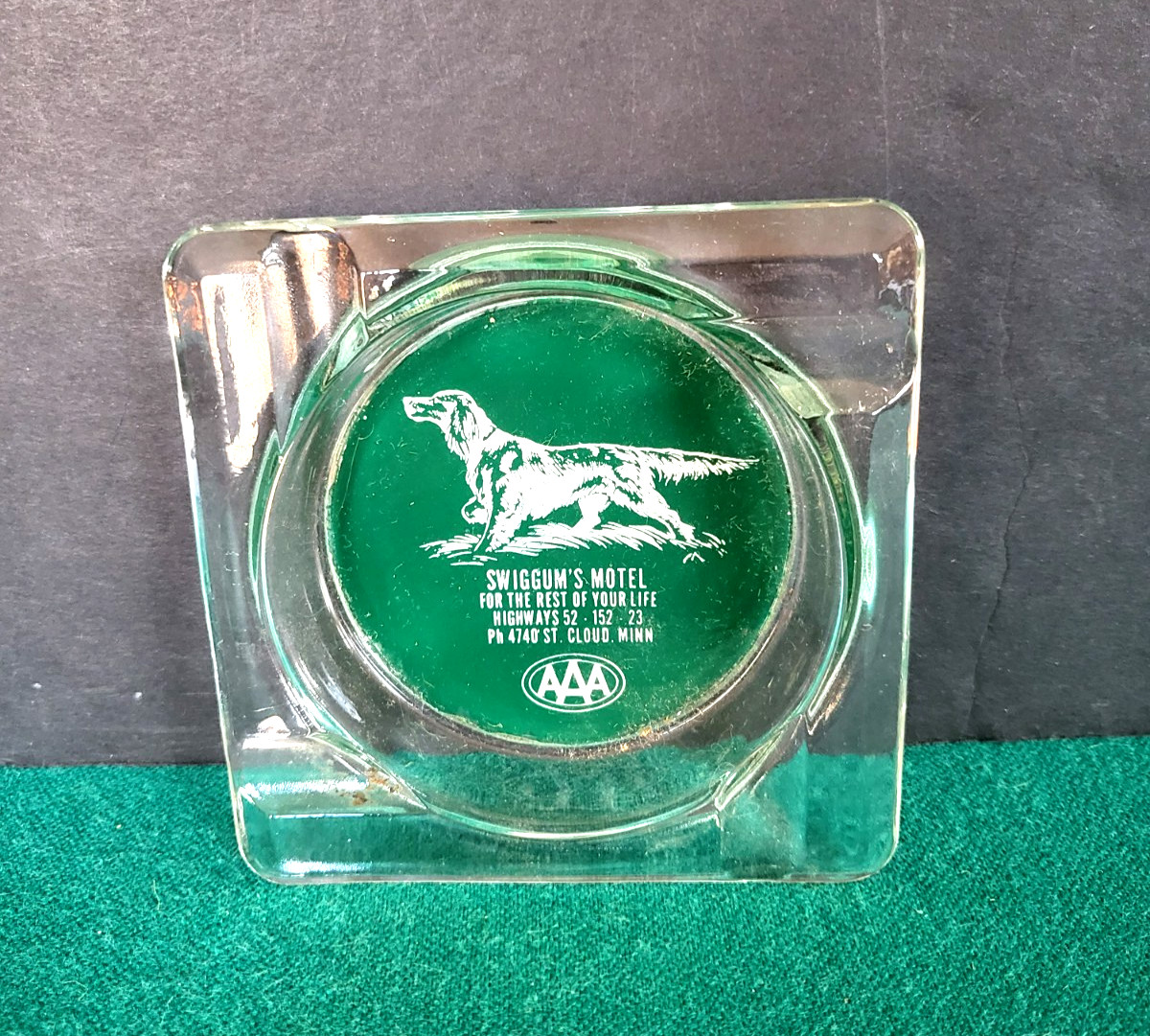 VTG Glass Ash Tray w/Irish Setter, Swiggum\'s Motel, \