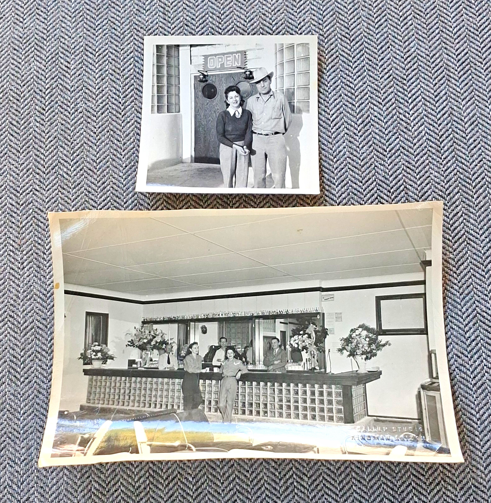 2 Vintage B&W Photo Prints Bar Gallup Studio Kingman Arizona Interior &  People