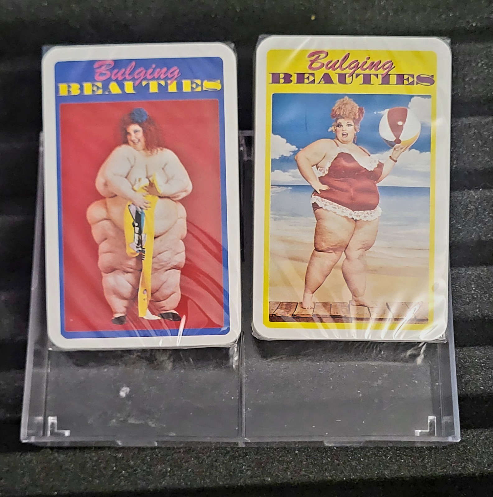 Bulging Beauties Vintage Playing Cards 1997 New in Plastic Case. Mint Condition