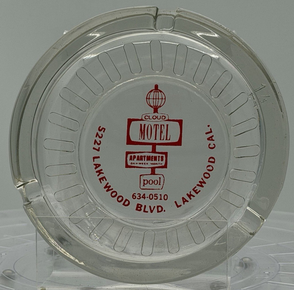 Vintage Cloud Motel Lakewood California Glass Advertising Ashtray Roadside