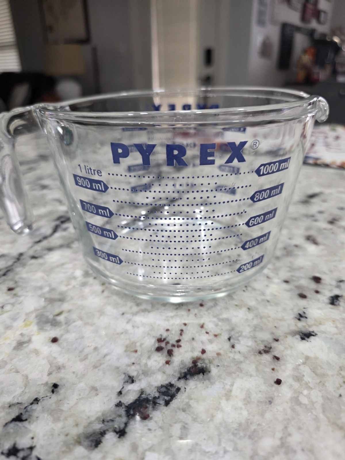 Vintage Pyrex 4 Cup Blue Lettering Glass Liquid Measuring Cup Made In USA
