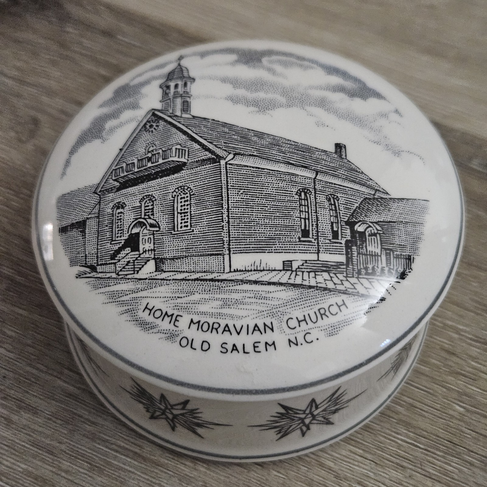 Vtg Jonroth Staffordshire Old Salem NC Home Moravian Church Trinket Box