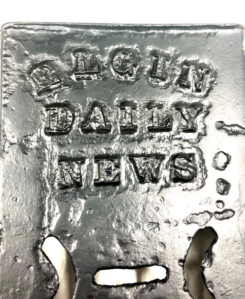 Vintage Elgin IL Daily News Cast Iron Newspaper Box Rare And Antique