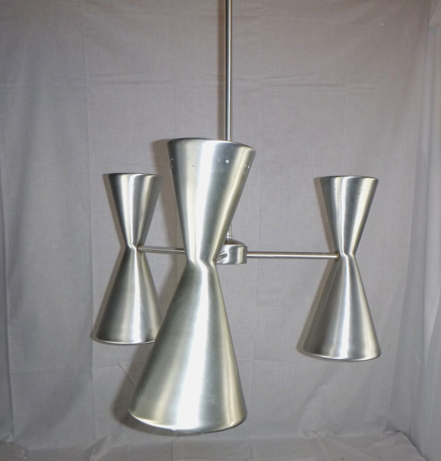 Vtg Mid Century Modern Litecraft 3 Arm Hourglass Cone Aluminum Light Fixture
