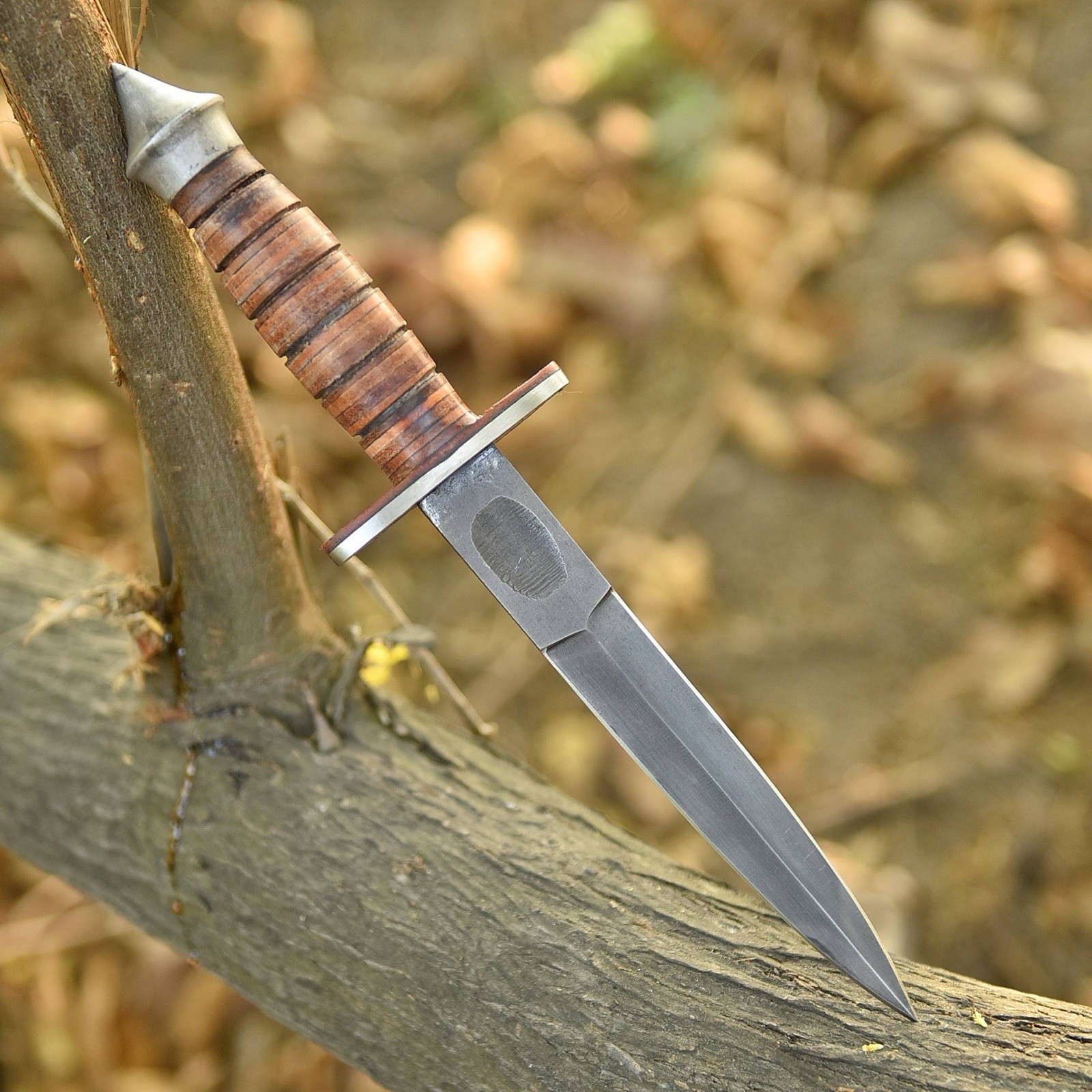 Vintage CASE V-42 Dagger US Special Forces WWII Double Edge Knife Leather Handle