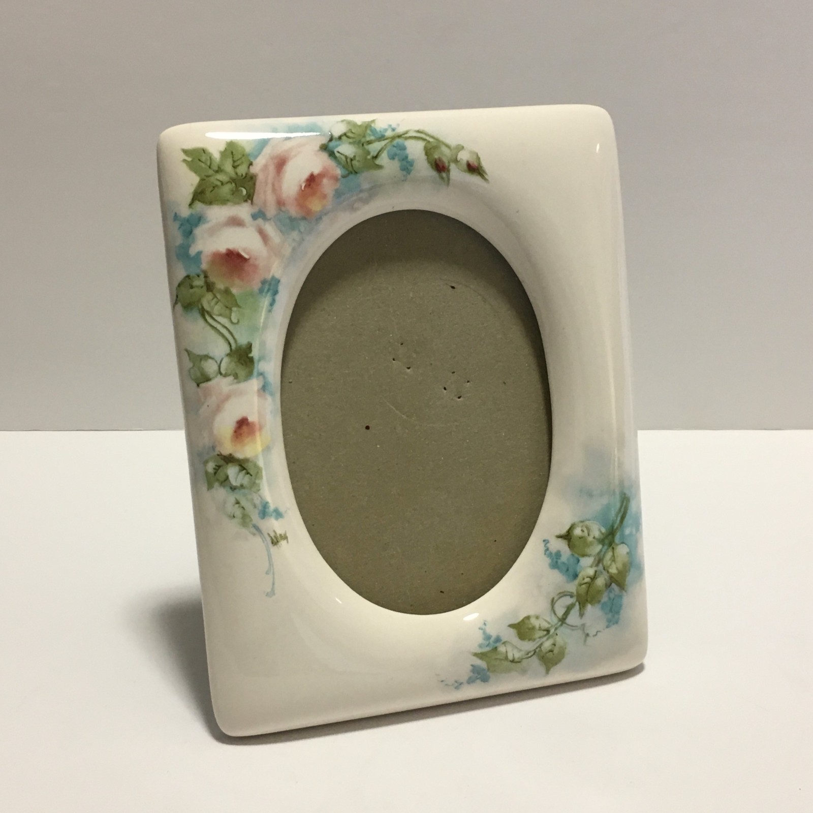 Vintage Floral Picture Frame Table Top Oval Shabby Chic Cottagecore Pink Roses