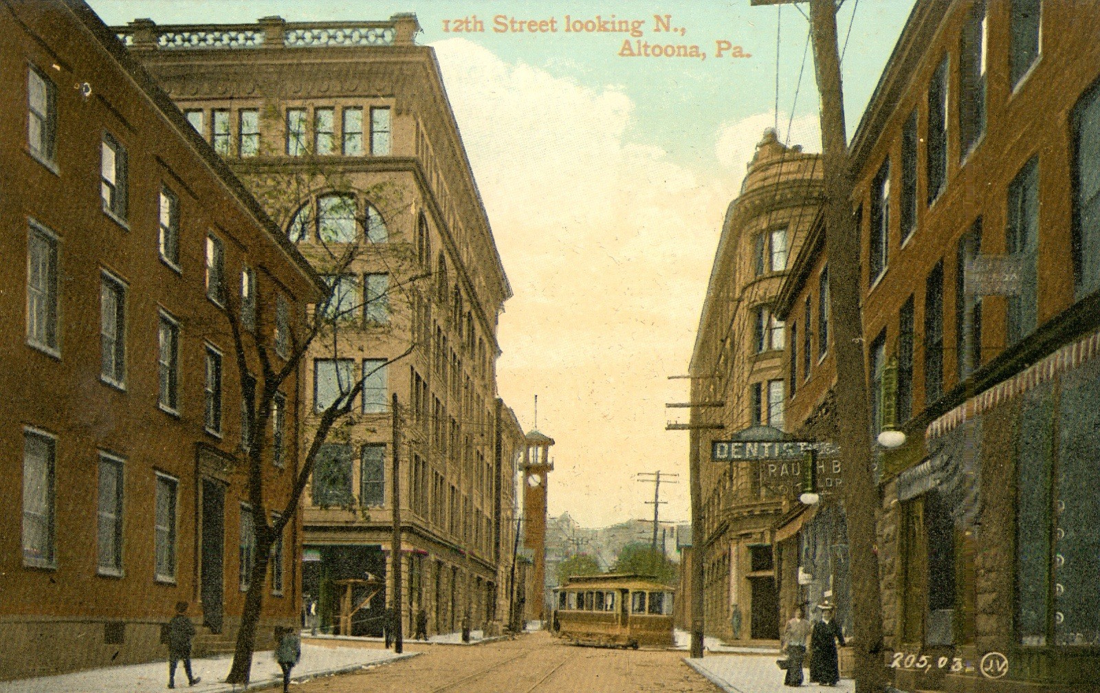 Altoona, Pa Postcard Antique c1908 12th Street looking North Dentist People. N