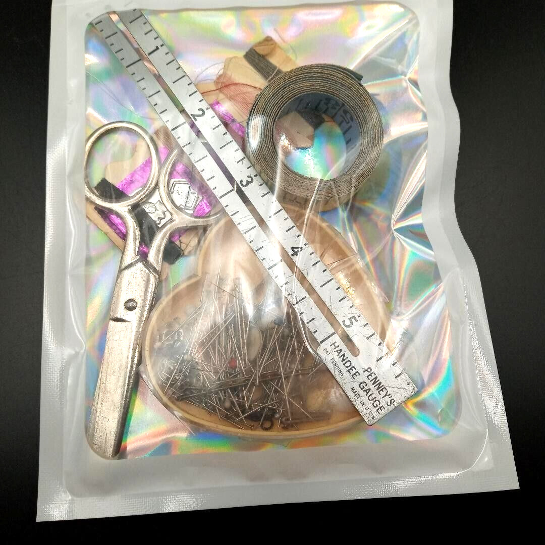Vintage MYSTERY Sewing Kit