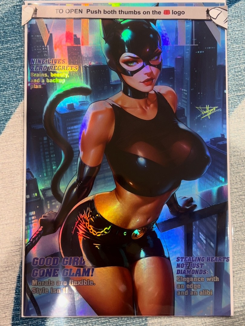 🍑 Catwoman Cosplay (Artist Alley Comics 2025) NICE FOIL Dhaxina