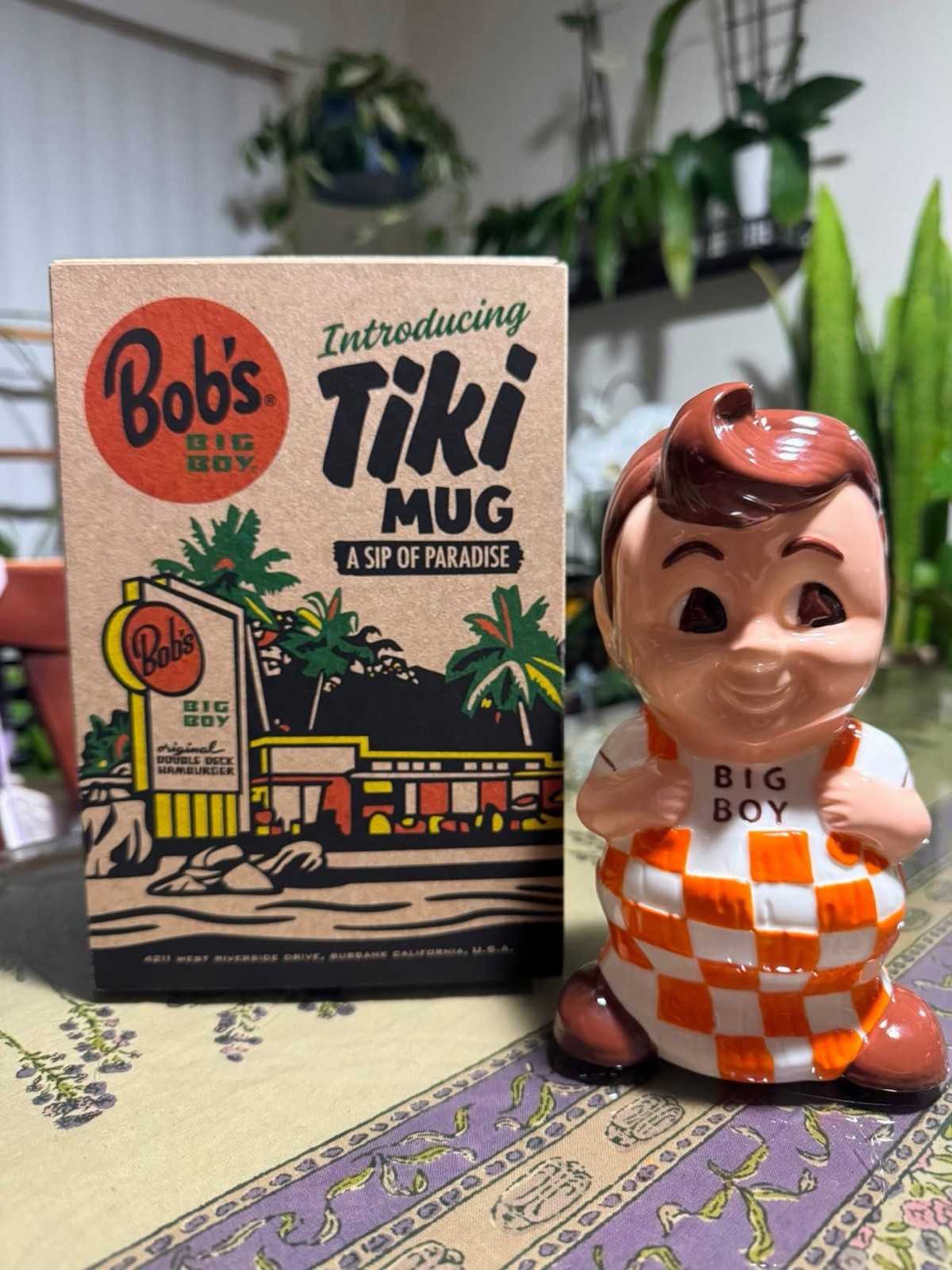 Bob’s Big Boy Tiki Mug A Sip Of Paradise with Straw