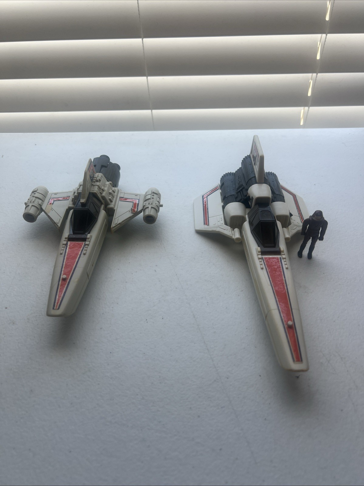 Vintage 1978 Battlestar Galactica Viper Ship + Pilot + Probe - Mattel
