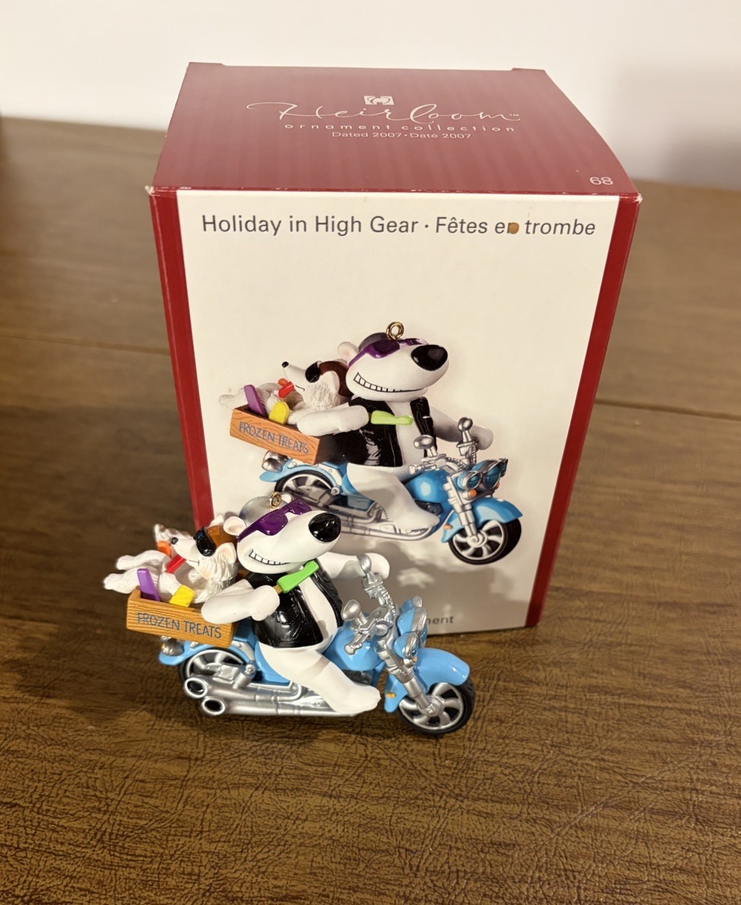 New Carlton Cards Holiday in High Gear Polar Bear on Motorcycle 2007 Ornament.