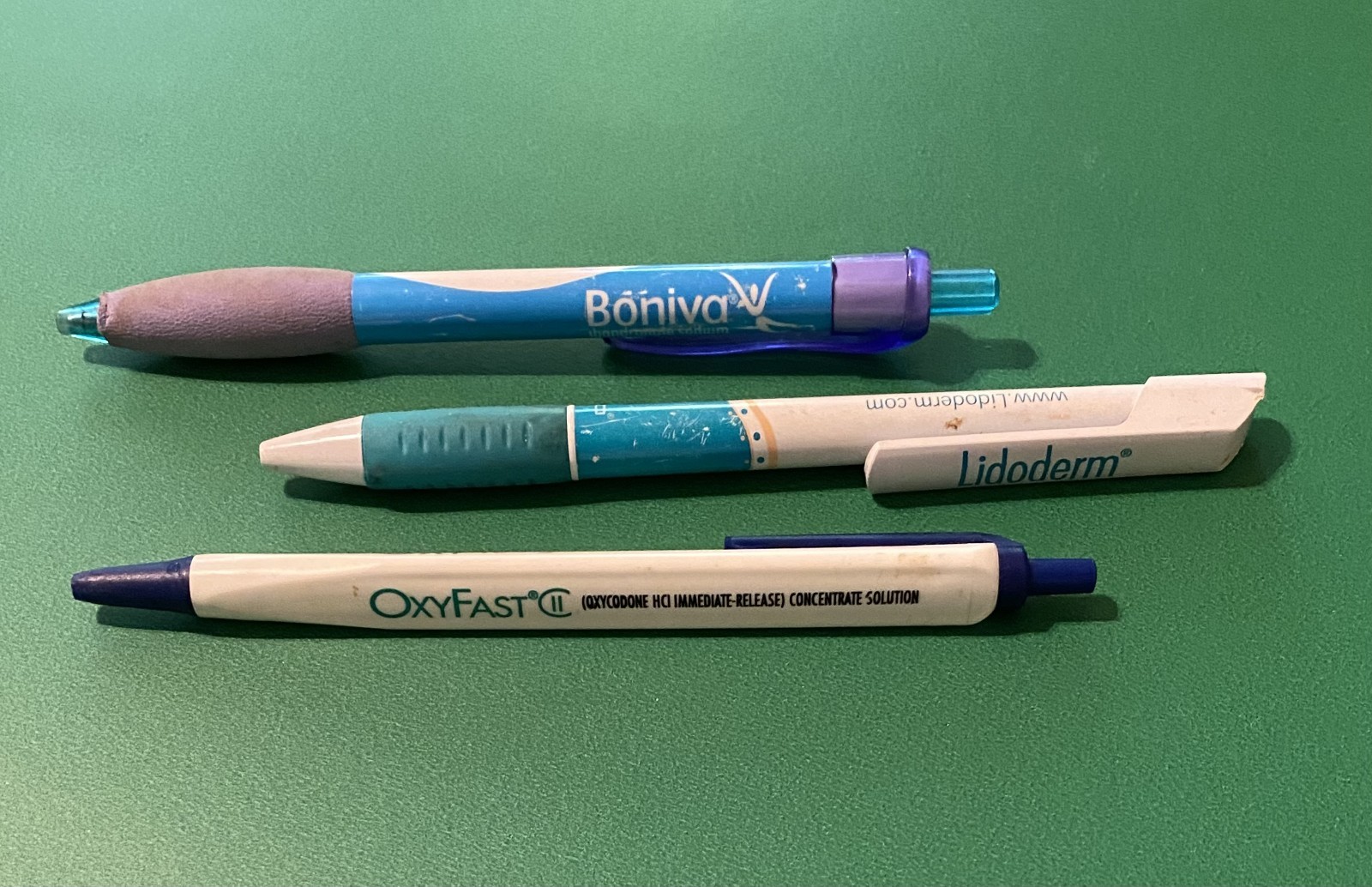 9 PHARMACY Pens Oxycontin,Boniva, Lidoderm, Claritin, Vioxx, Effexor, PLUS
