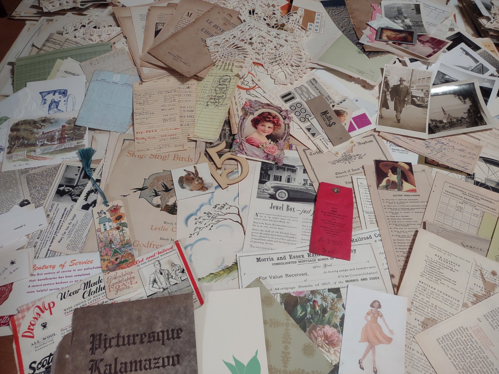 Ephemera Vintage Lot Illustrations Photos French Pgs ++Junk Journaling Crafting 