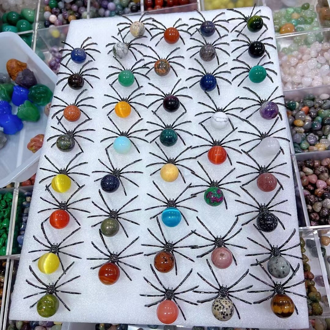 50pc Natural Mix Spider skull Quartz Carving Reiki Crystal Healing Decor Random