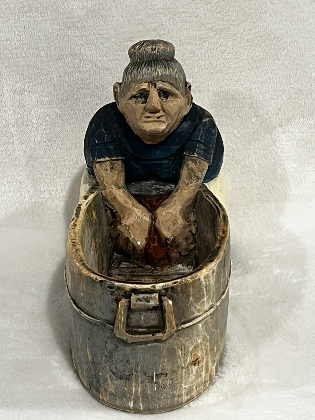 Vintage Hand Carved Wood Granny Figurine Wash Tub Washboard Folk Art Caricature