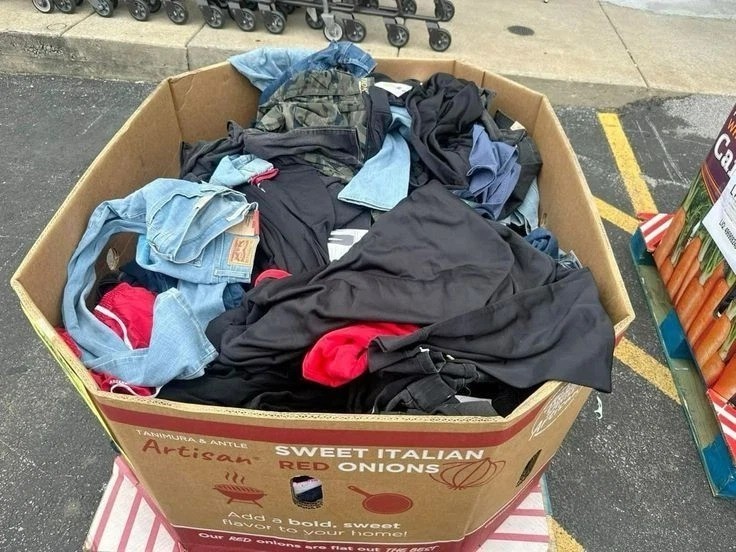 Large Retail Liquidation Mystery Box – Amazon Target Best Buy