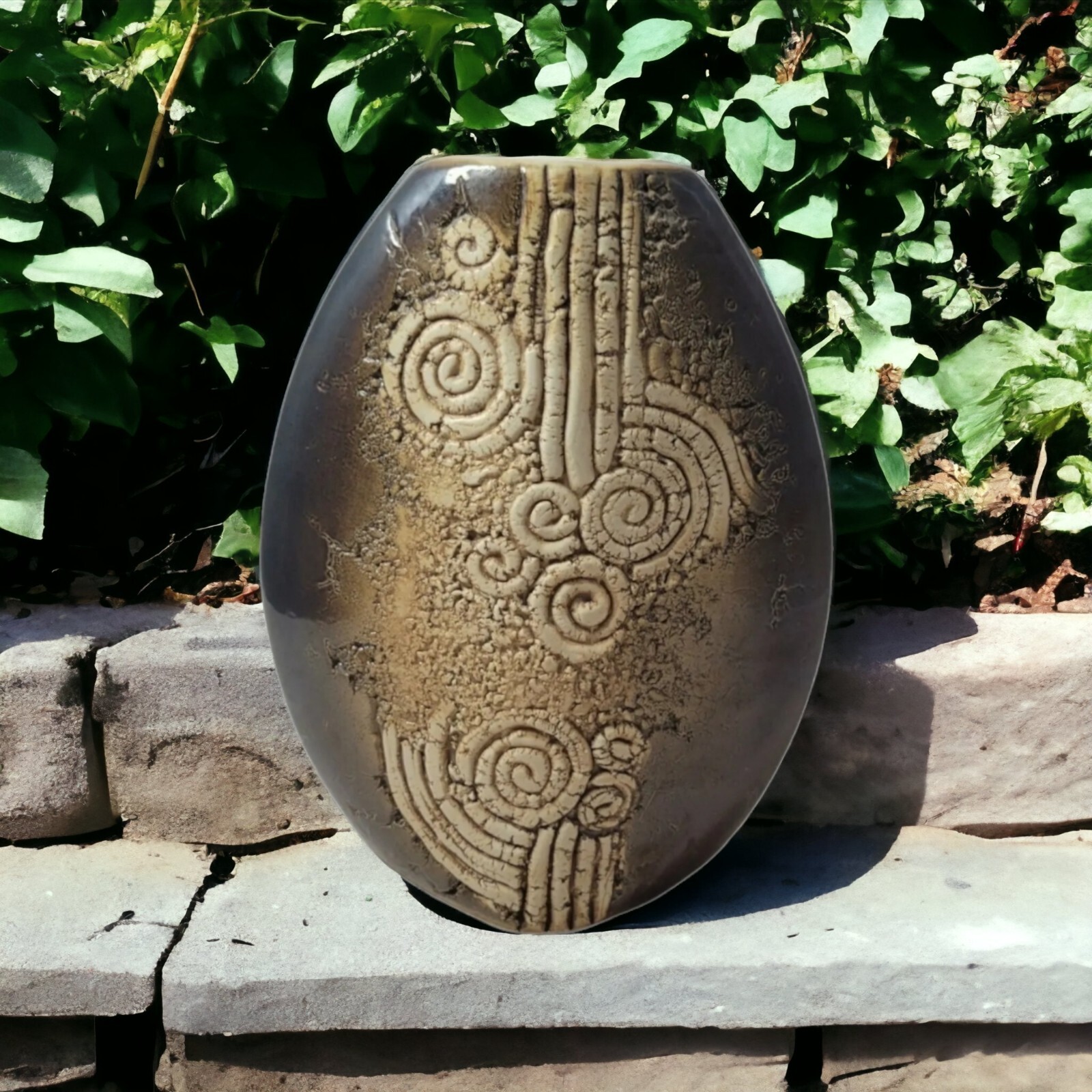 Tenmoku Pottery Malaysia Handicraft Textured Glaze Swirl Geometric Cultural Vase