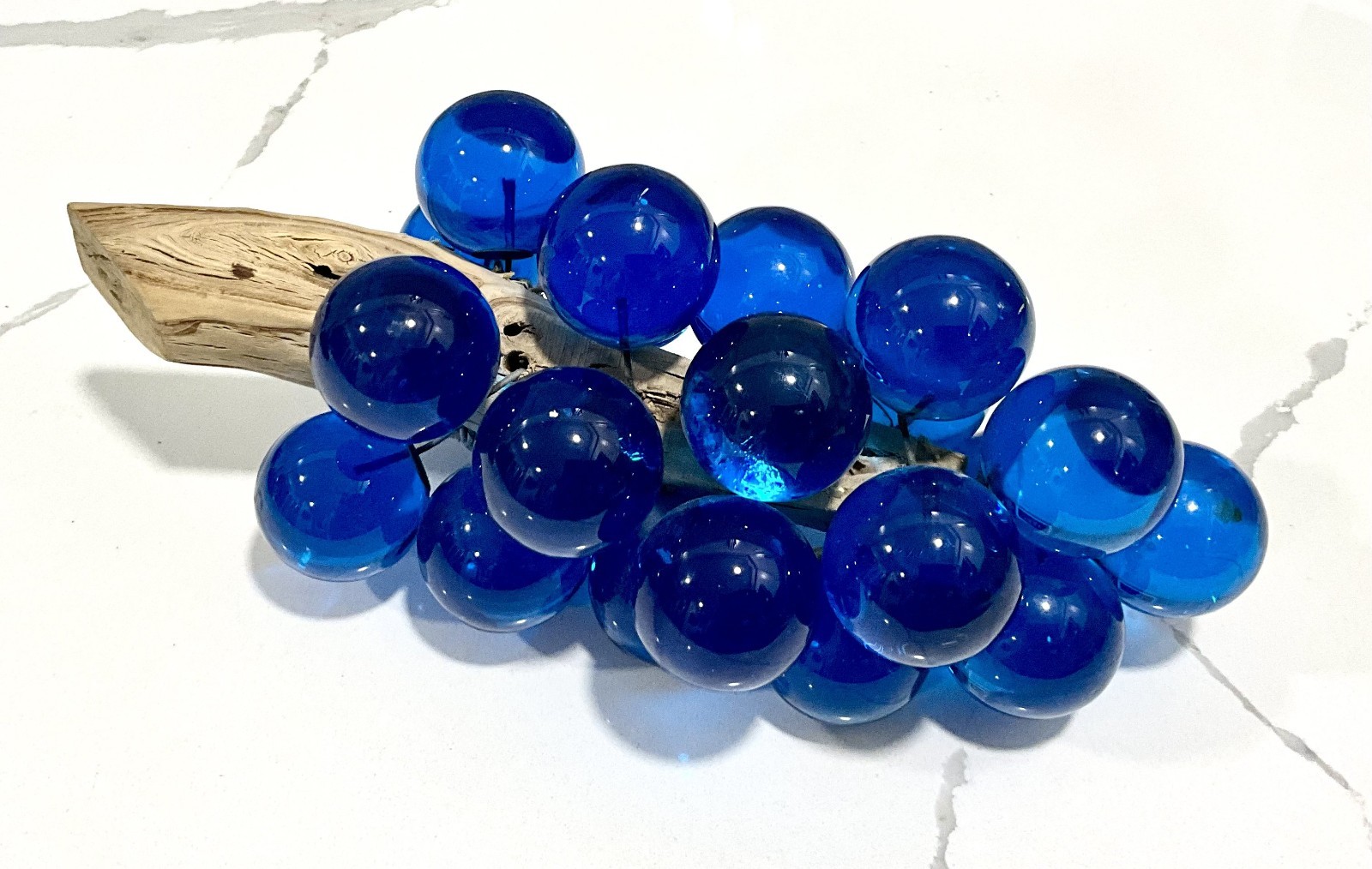 Vintage Rare Cobalt Blue Lucite Large Grapes Driftwood Branch MCM Retro 12\