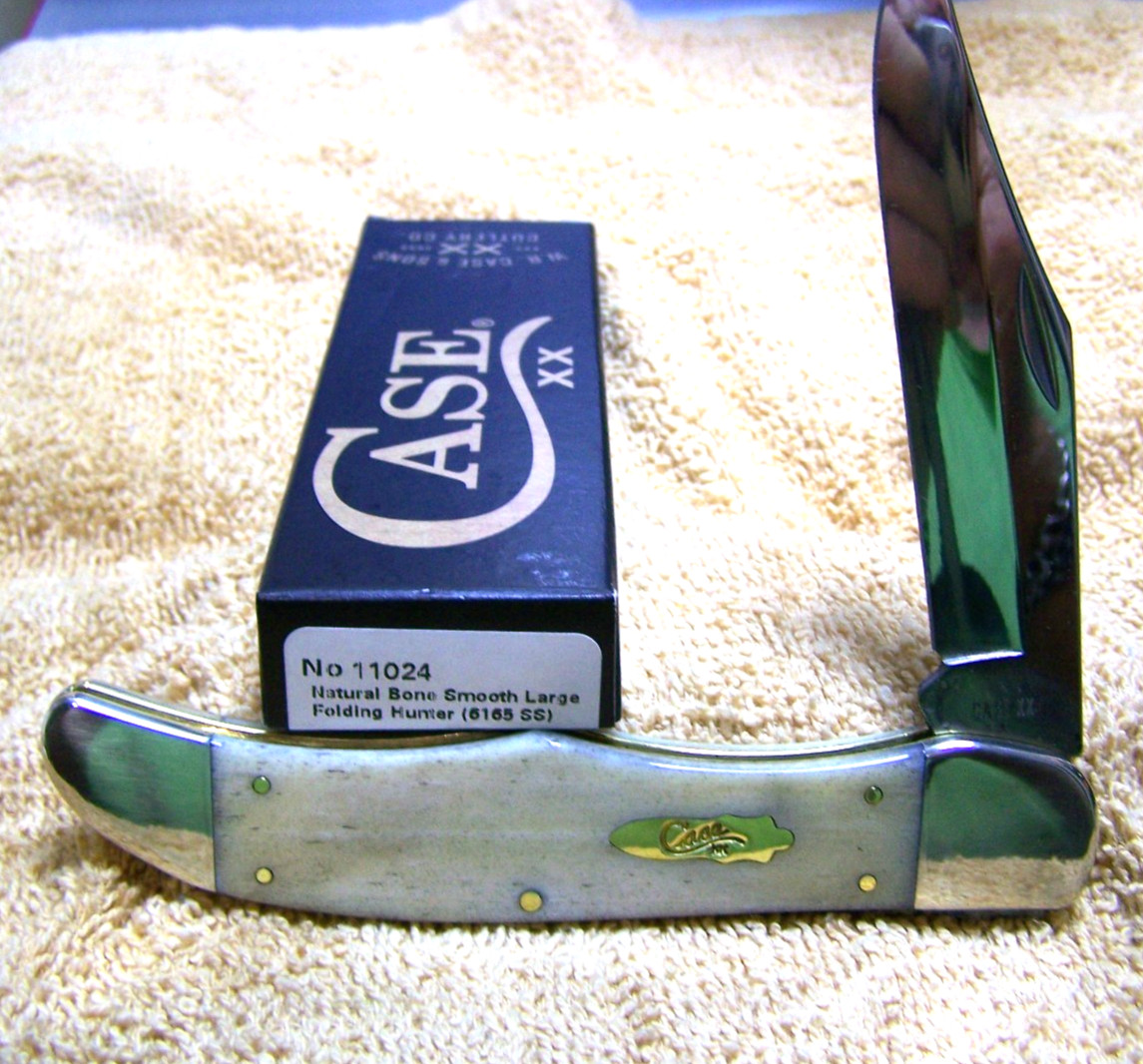 Case xx Knives Large Folding Hunter Smooth Natural Bone 11024 Pocket Knife 6165S