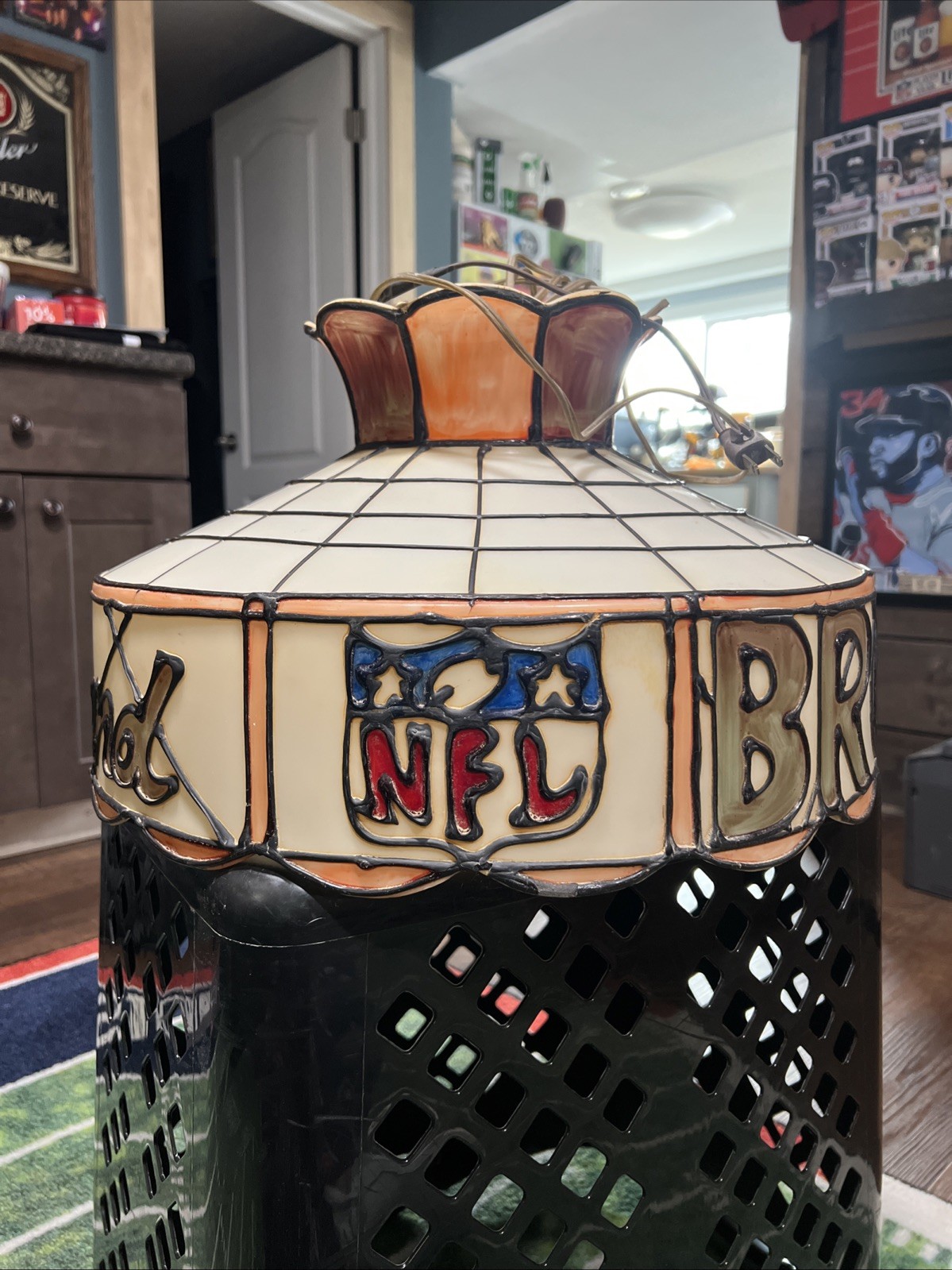 Hanging Bar Lamp Tiffany Style Faux Stained Glass Plastic Cleveland Browns NFL