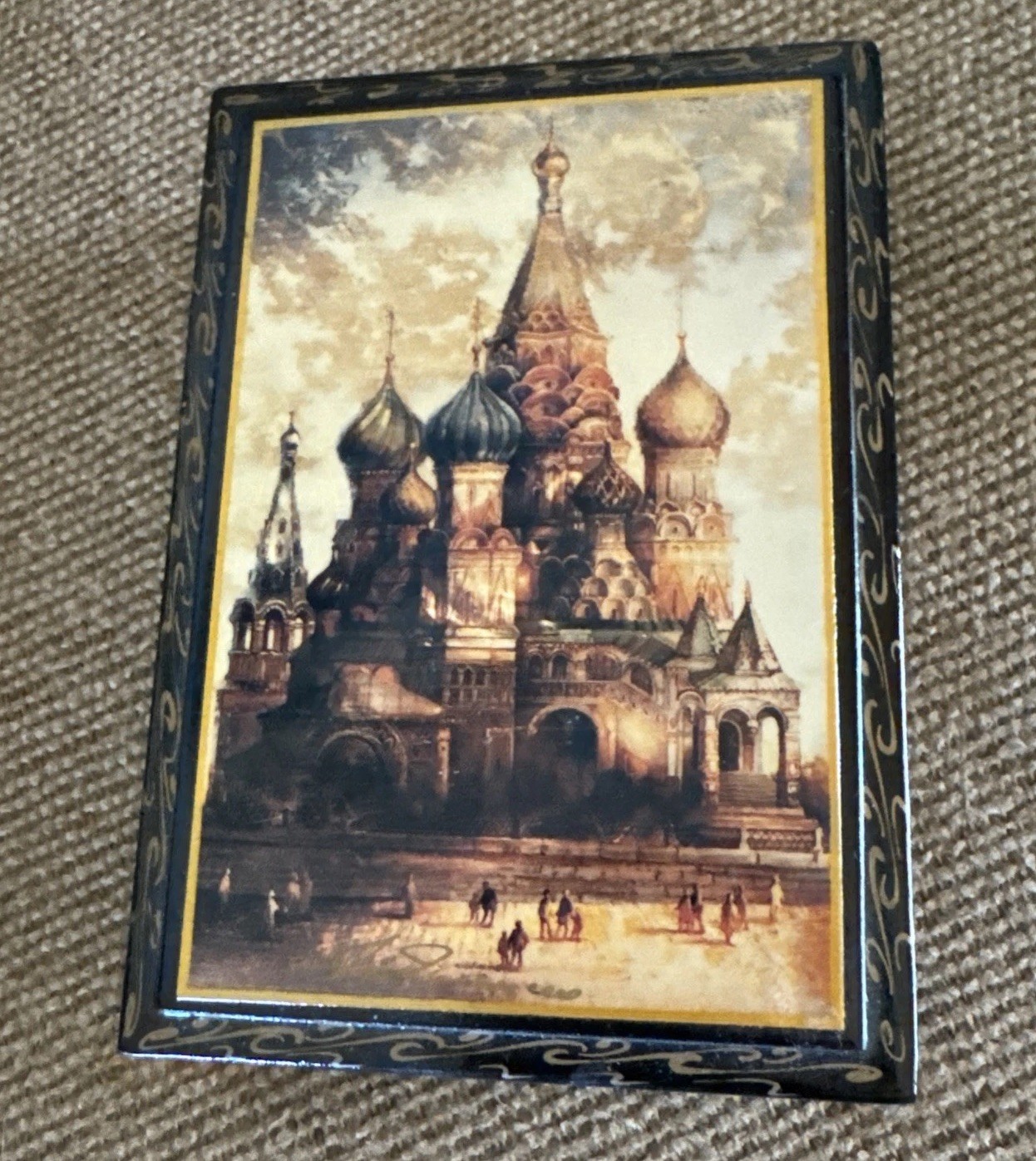 vintage Russian lacquer trinket box St. BASIL’s Cathedral Signed 5.5x3.75x1.5”
