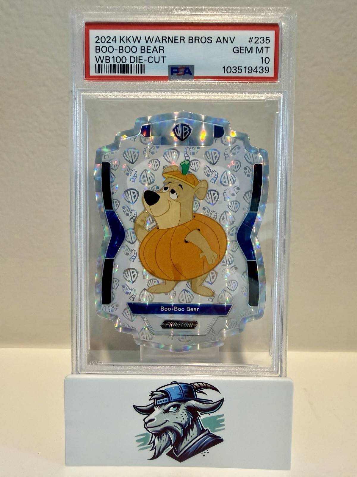 2024 KKW Warner Bros Boo-Boo Bear WB100 Die-Cut #235 PSA 10 Pop 1
